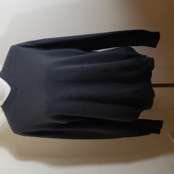 British Khaki Men's Dark Gray V Neck, Lightweight, Pull Over Sweater, Size Large - Picture 2 of 7